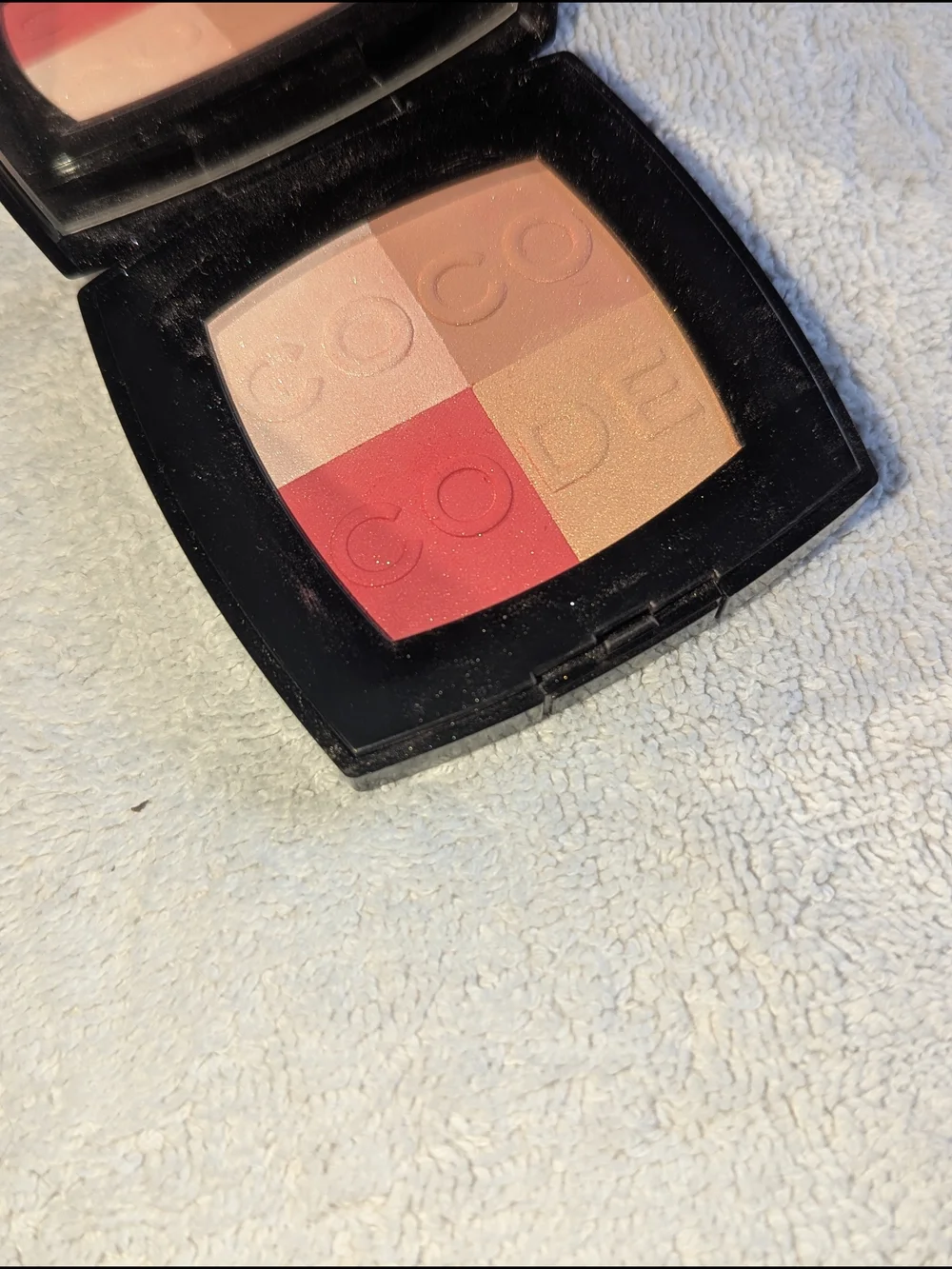 CHANEL Coco Code Harmonie de Blush